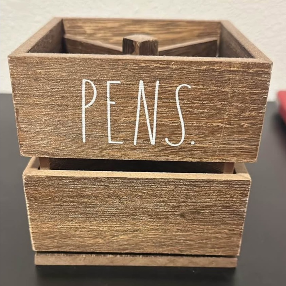 Wooden Pen Holder